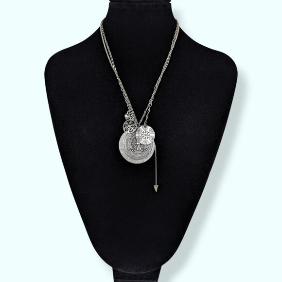 Bohm 2-Strand Clockwork Pendant Necklace - Picture 4 of 7